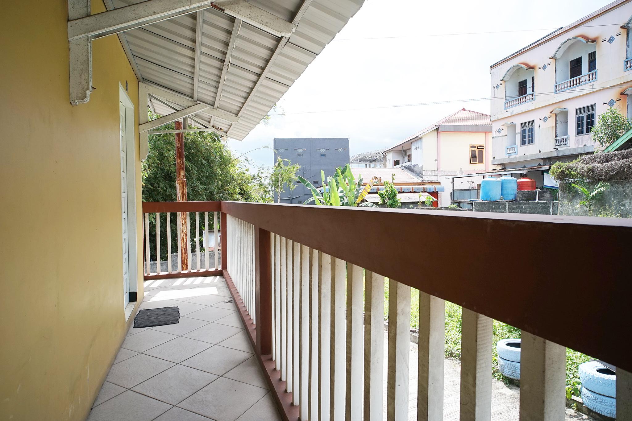Spot On 2729 Marzan Syariah Guest House Balikpapan  Exterior photo
